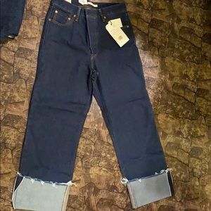 Women’s Levi’s Straight Leg Jeans